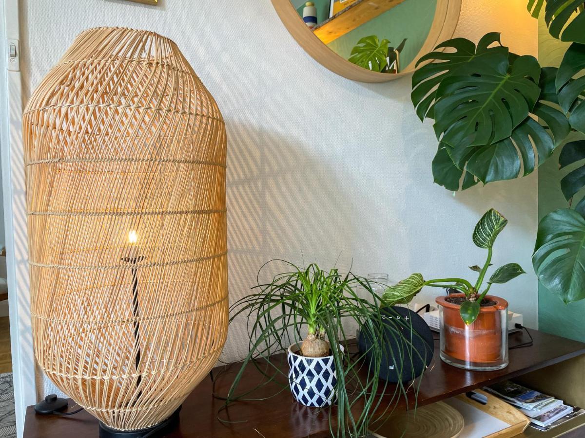 Votre Escale Boule D Or Sauna & Spa Ниор Екстериор снимка