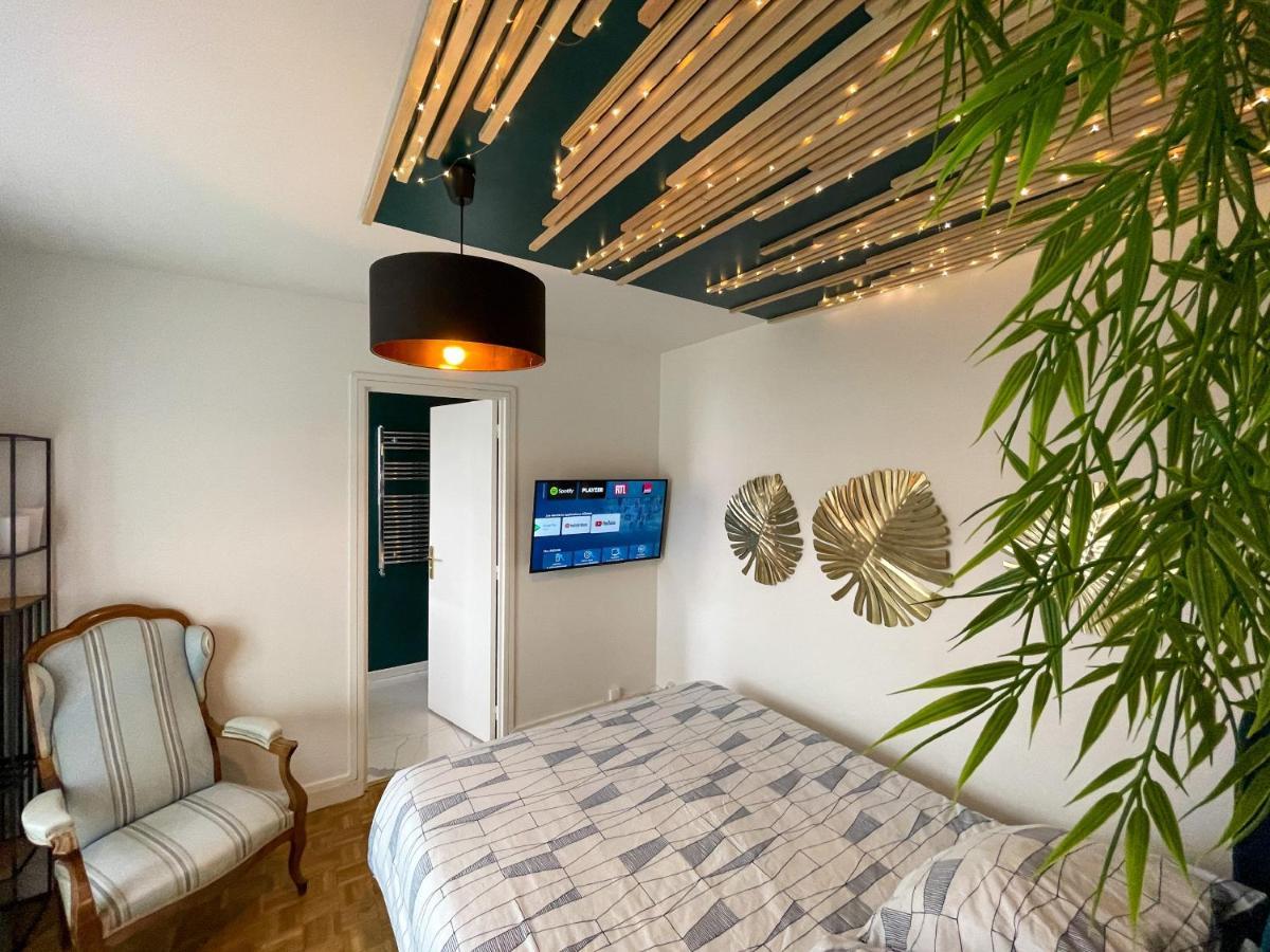 Votre Escale Boule D Or Sauna & Spa Ниор Екстериор снимка